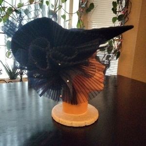 Women's Big Rim Hats